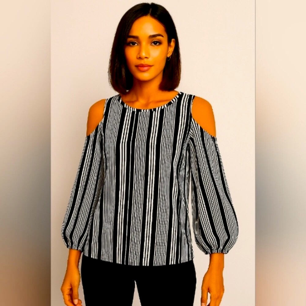 BOBEAU Small Cold Shoulder Black and White Striped Top Blouse - NEW WITH TAGS